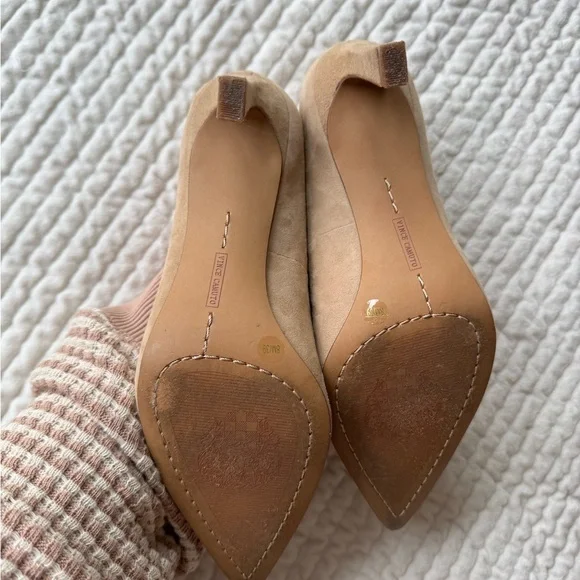Vince Camuto Suede Pumps - Picture 6 of 7